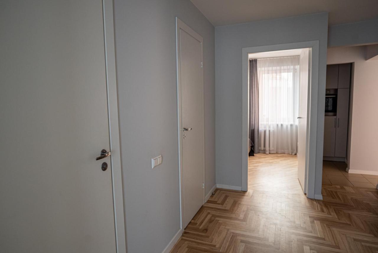 Lovely Apartment In The City Center Каунас Экстерьер фото